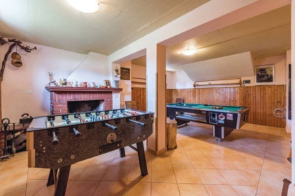 Foto 8 von 30: Pool, Grill, WiFi, Billard, Fahrräder, Badminton, Geschirrspüler, Waschmaschine