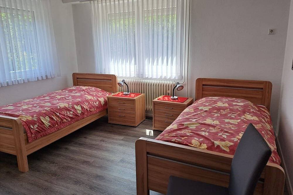Foto 2 von 9: Ruhige und  ebenerdige Ferienwohnung