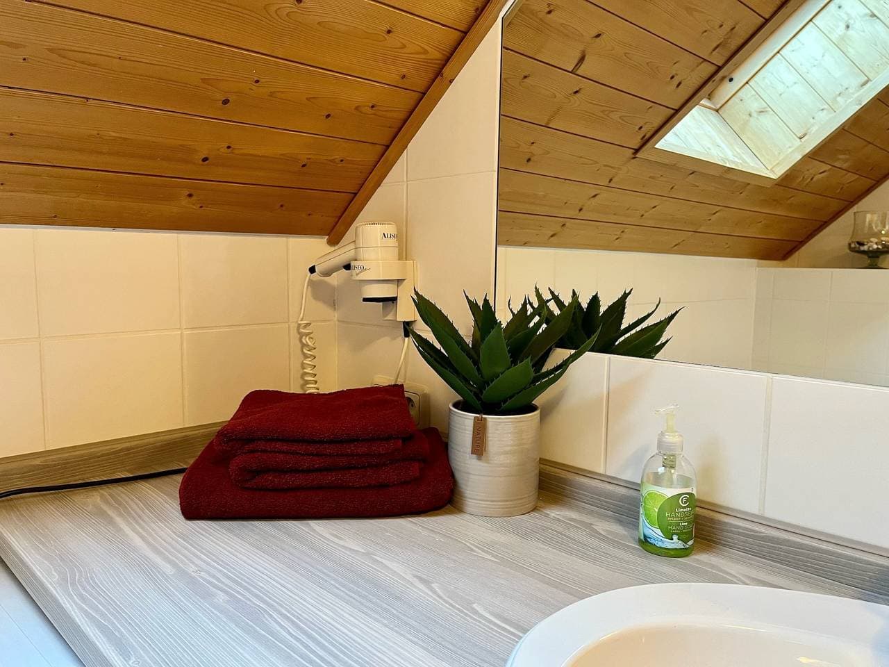 Foto 8 von 20: Ferienwohnung 'Ferienhaus Abendrot' mit privater Terrasse und WLAN