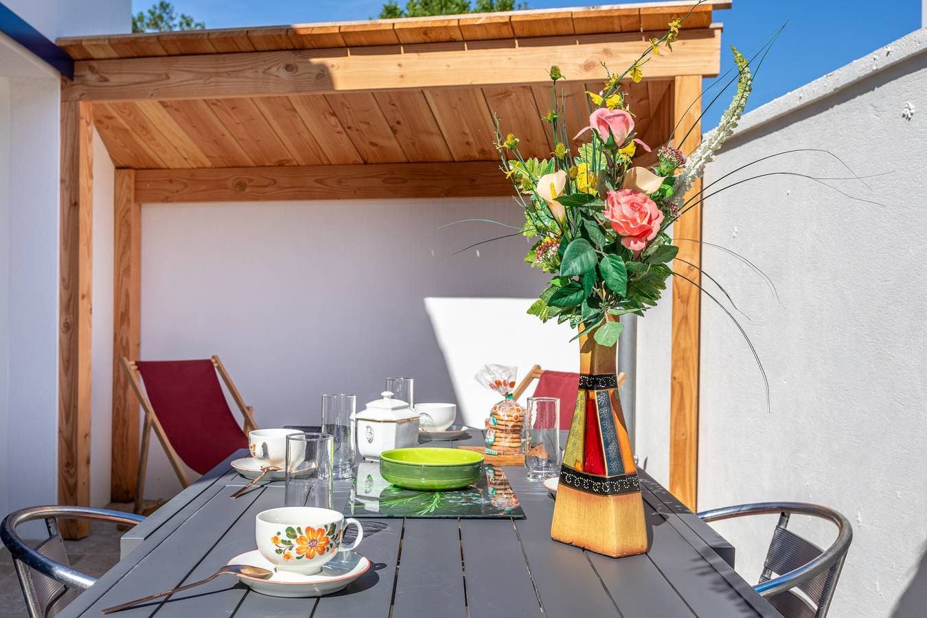 Foto 9 von 45: „Le Petit Appartement De Saint-Denis“ mit privater Terrasse, WLAN und Klimaanlage