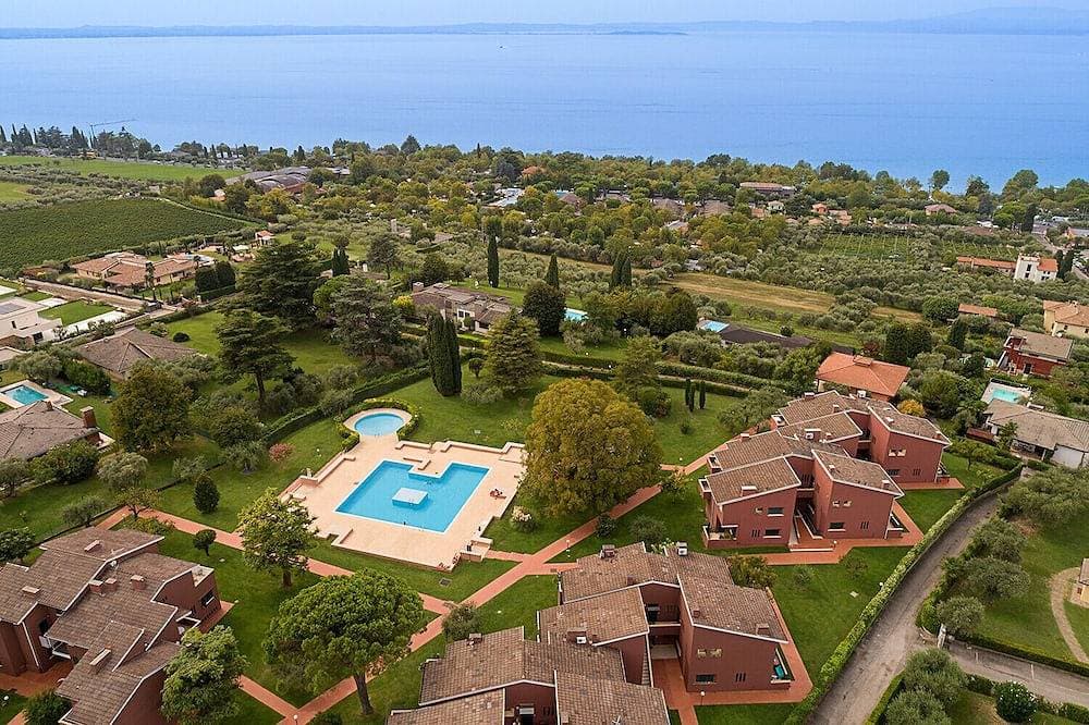 Foto 11 von 30: Regarda - Blue View 2 mit Pool, Seeblick, Wlan, 2 Schlafzimmer ,ideal für Pärchen und Familien