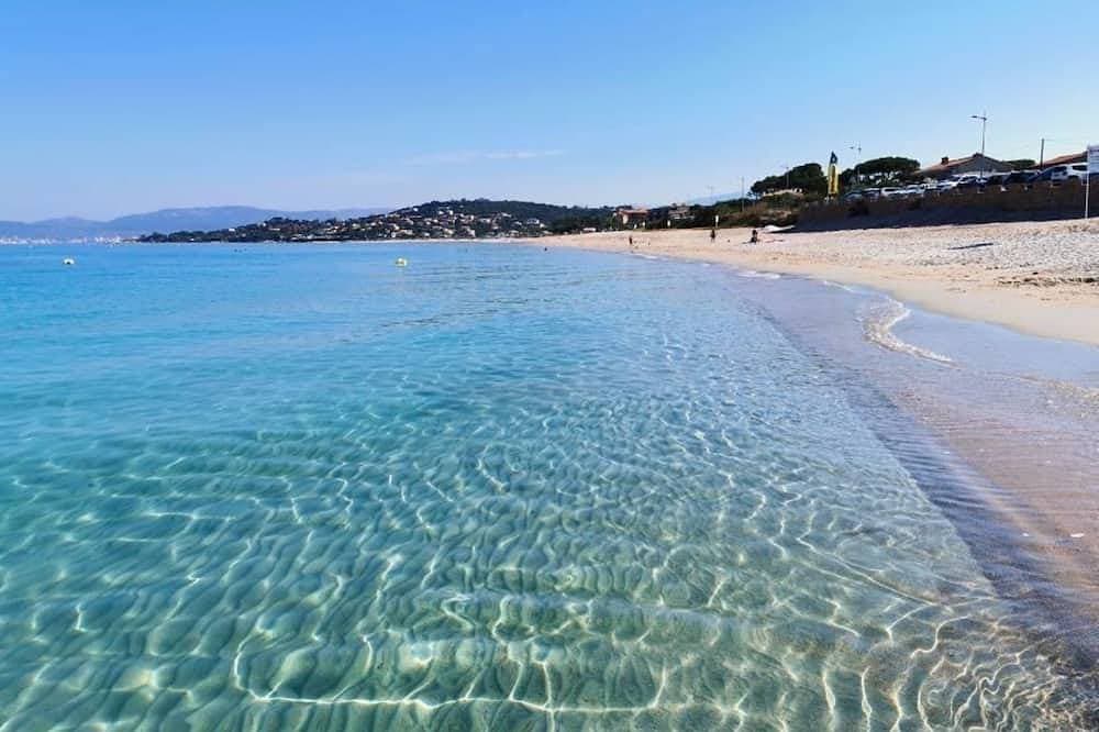 Studio à 150 m de la Plage D'agosta et des Commerces 1