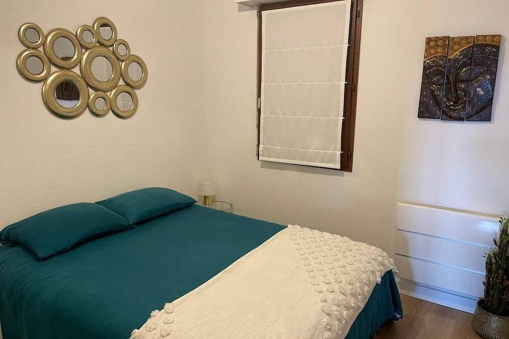 Foto 2 von 10: 2 Rooms Exceptional Sea View 5 min Walk From Beach And Rayol Village (Var)