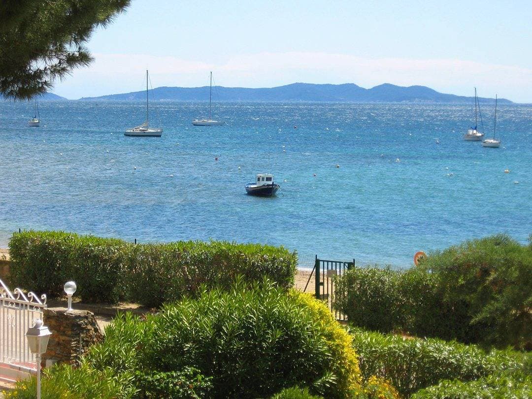 Foto 13 von 26: (6) Apartments mit Beheiztem Pool und Blick Aufs Meer zu 10 meter vom Strand