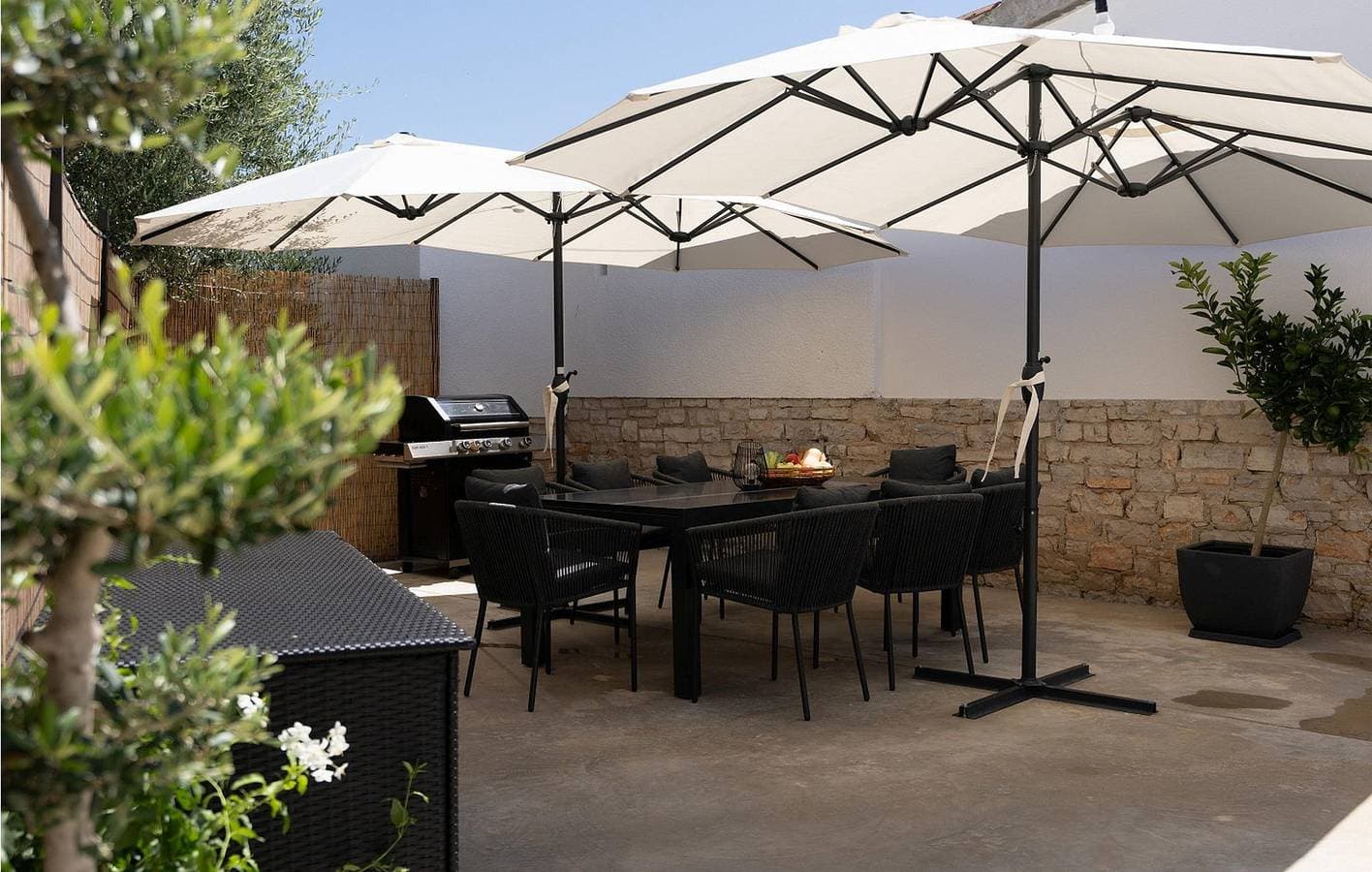 Foto 4 von 40: Modernes 70 m² großes Apartment mit Terrasse und Pool in der Nähe der Pizzeria Capri