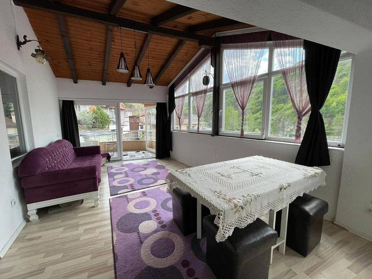 Deni house 1