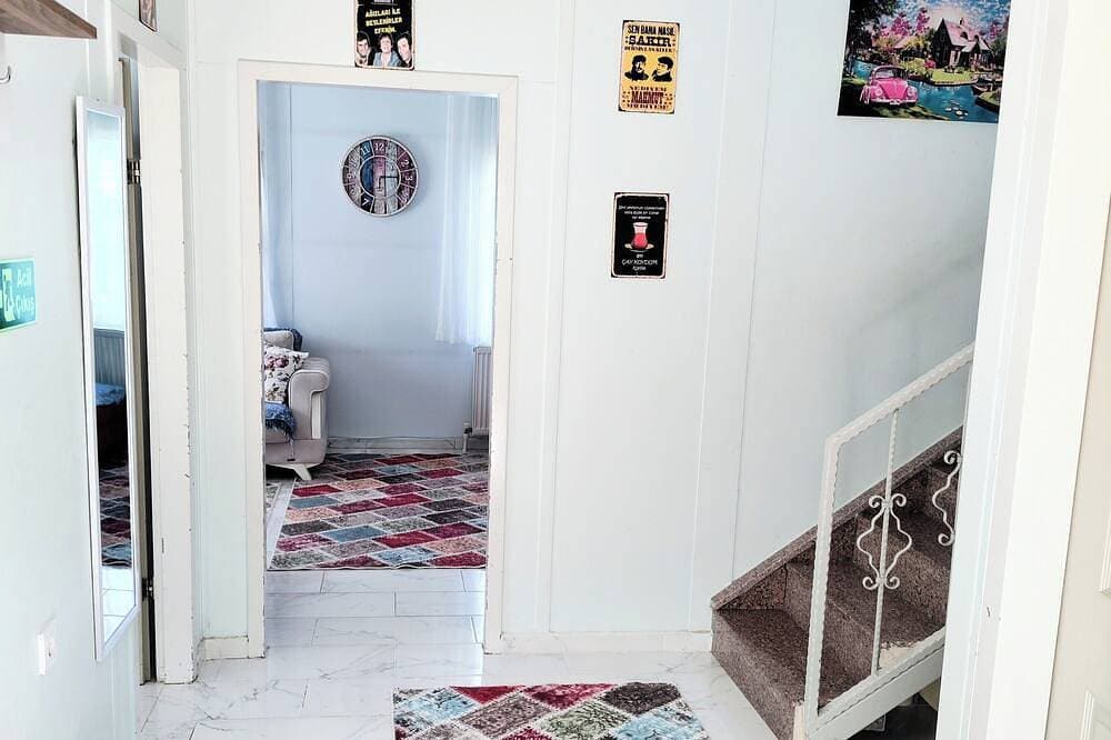 Foto 13 von 22: Şilede doğa içinde denize yakın kapalı ısıtmalı havuzlu şömineli barbekülü villa
