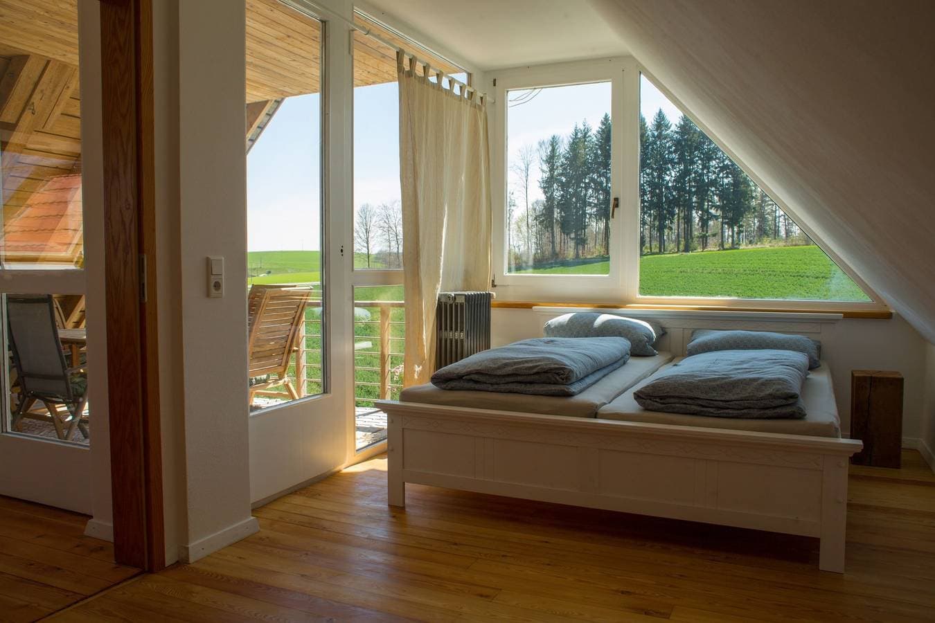 Foto 2 von 15: Holz und Naturhof Geng Wohnung Eiche