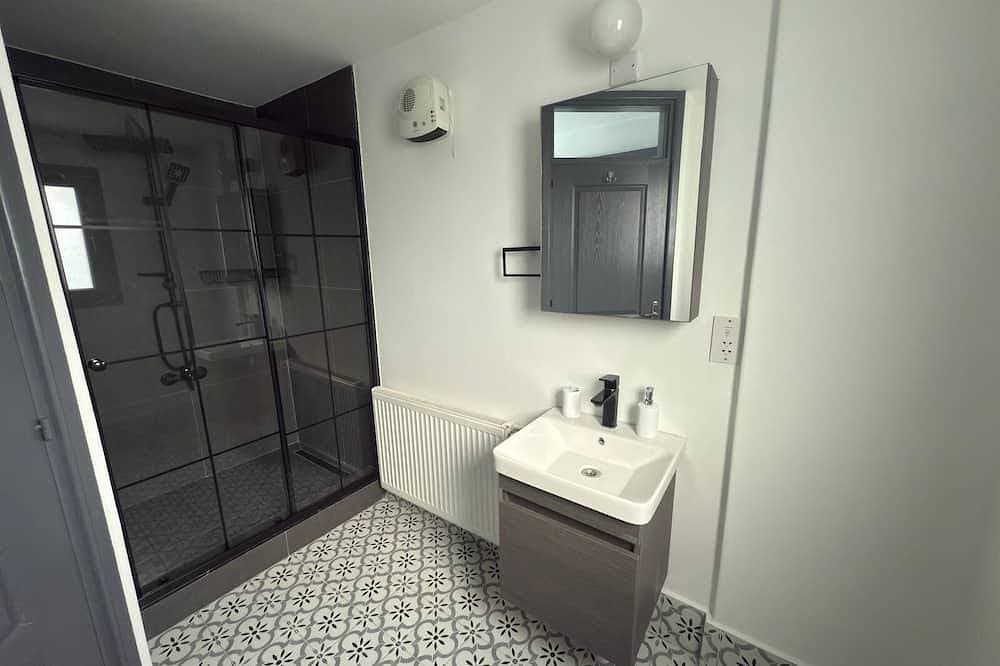 Foto 10 von 30: Geräumige Villa mit 4 Schlafzimmern, privatem Pool und großem Garten, Bellapais.