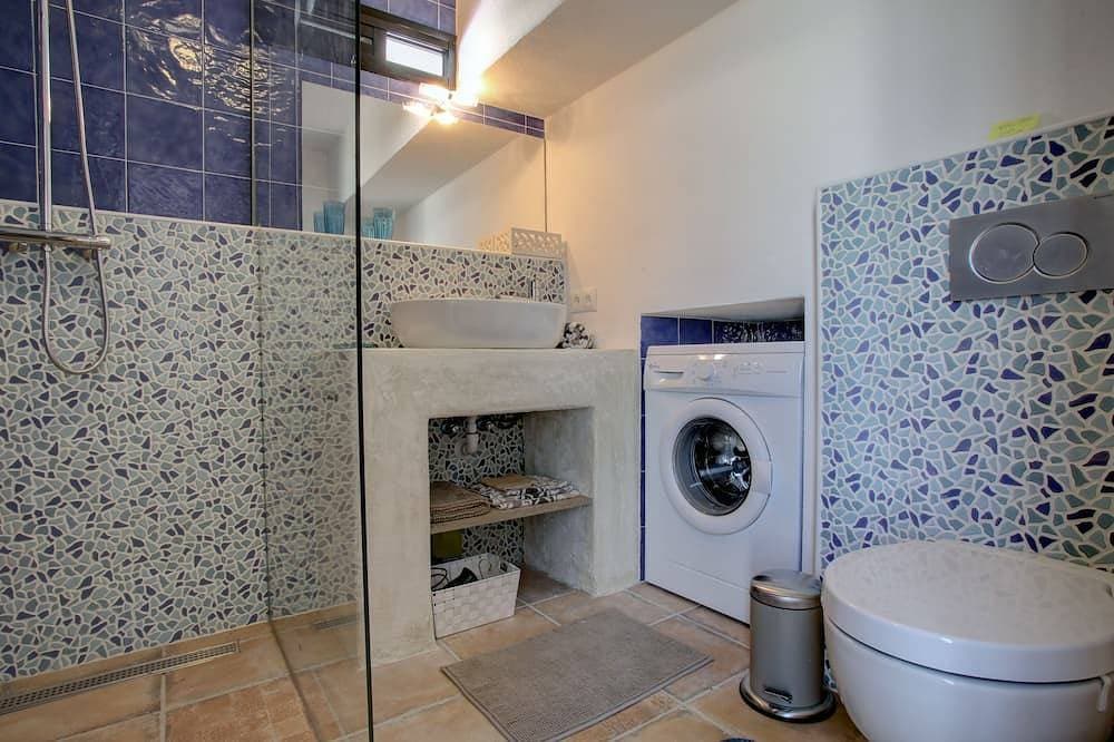 Foto 10 von 24: Luxus Stadthaus, Strandlage, herrlicher Meerblick, großer Pool, Schlafmöglichkeiten für 5!