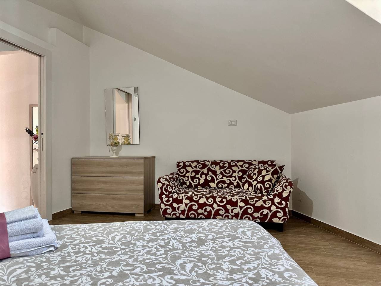 Foto 4 von 29: Ferienwohnung 'Alba E Tramonto' mit Bergblick, Wi-Fi und Klimaanlage