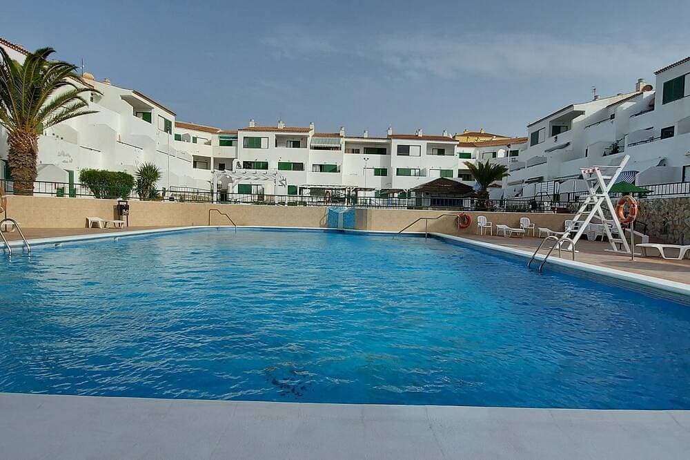 Foto 13 von 15: 1 Bed Apartment - Sleeps 2 - Pool - Parking