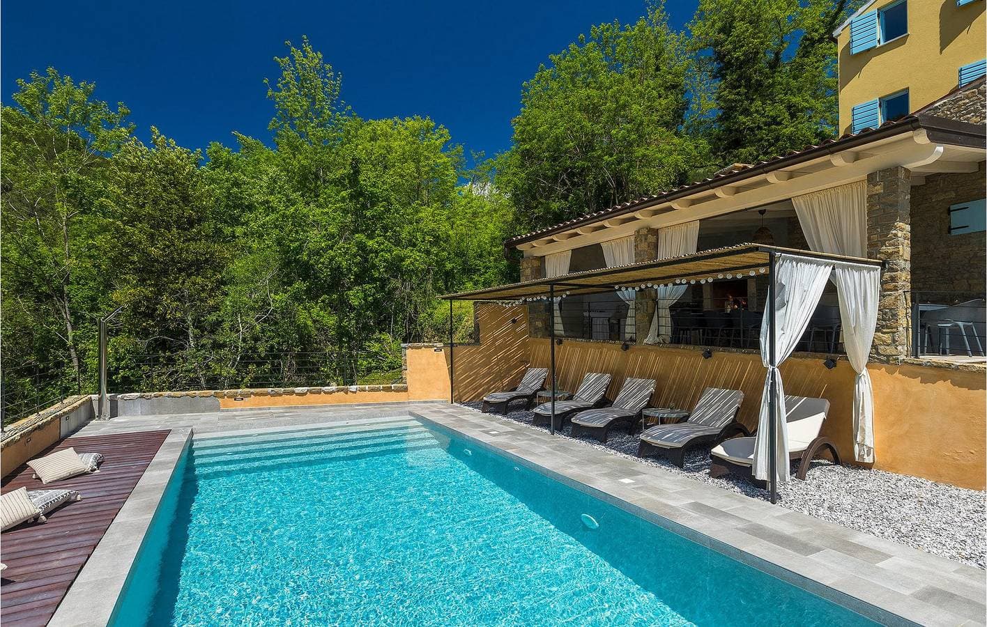 Foto 11 von 61: Gemütliche 1-Zimmer-Wohnung mit Pool in der Nähe von Oprtalj und zahlreichen Restaurants