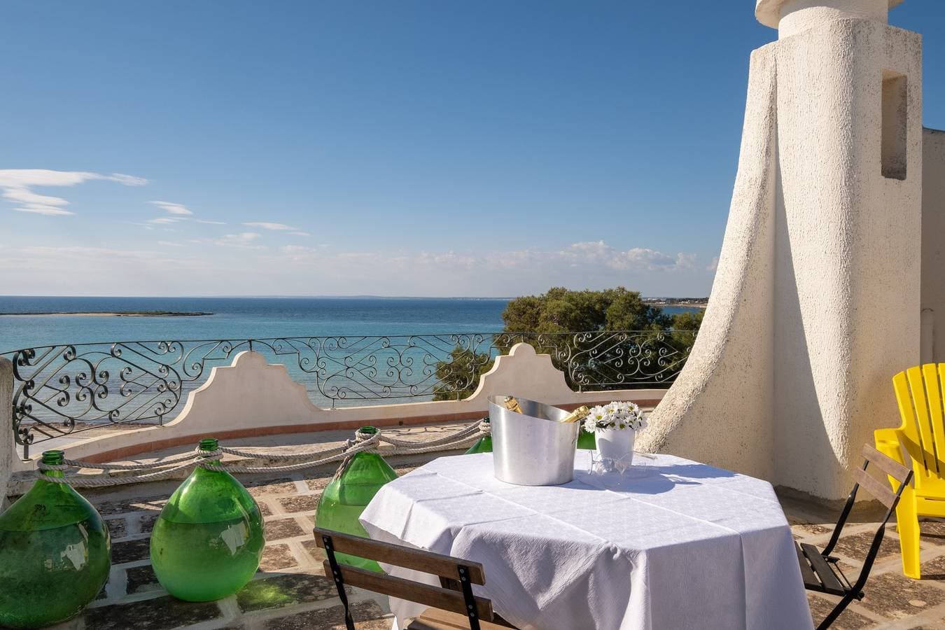 Foto 3 von 20: Ferienhaus 'Villa Gaudì - Vicens' mit Meerblick, WLAN und Klimaanlage