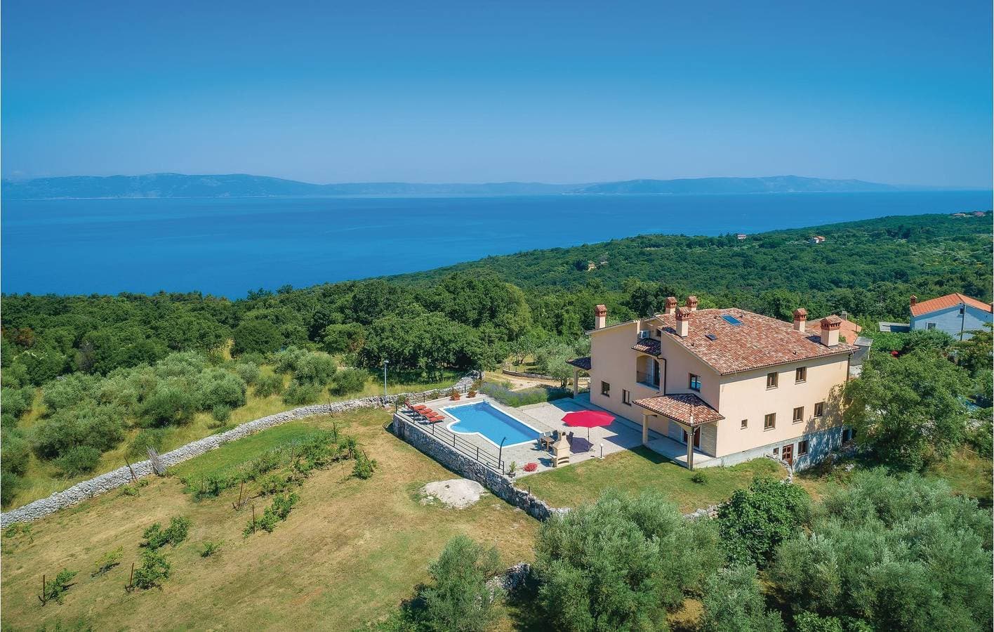 Foto 4 von 41: Nur 1 km vom Strand entfernt: Gemütliche Ferienwohnung mit Pool, WLAN und Terrasse