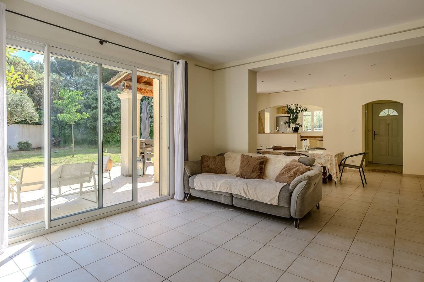 Foto 13 von 22: Ferienhaus für 8 Personen mit Pool