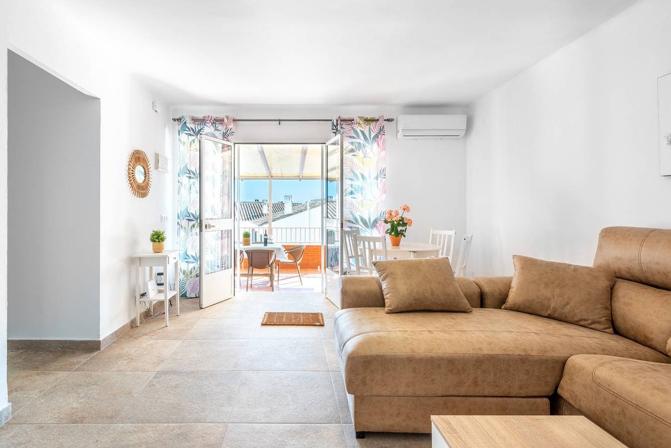 Foto 3 von 25: Ferienhaus "Casa Pepe Junto al Mar" mit Meerblick und Terrasse