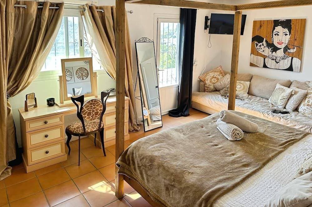 Foto 4 von 30: Entire Luxury Villa with breathtaking views