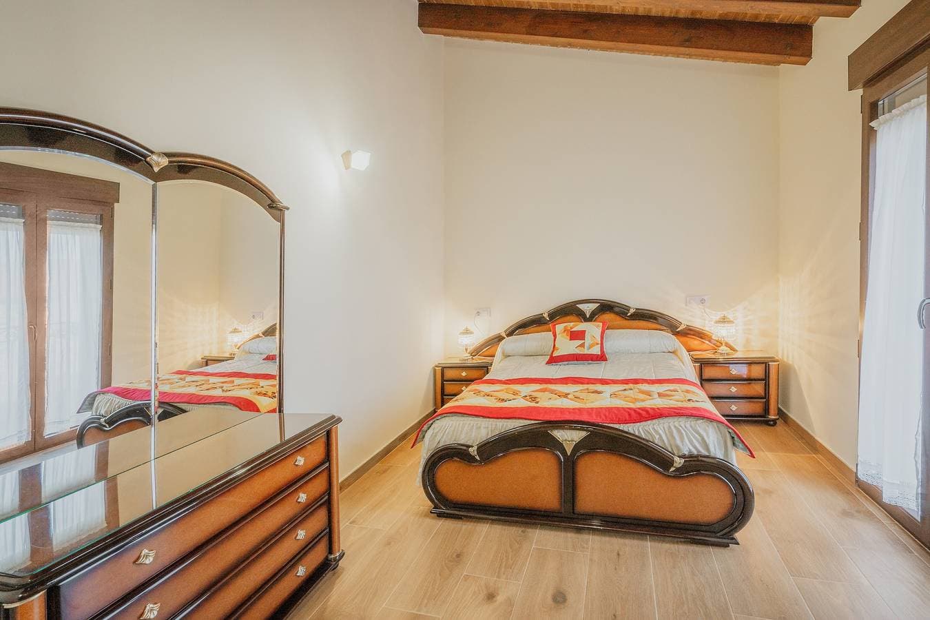 Foto 10 von 31: Casa Rural 'El Trillo' für 8 Personen mit Blick auf die Sierra de Ávila, Garten & Grill