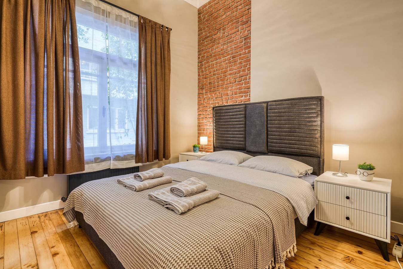 Foto 9 von 49: Premium-Haus, 3 Schlafzimmer, renoviert, Best Loc Kadıköy