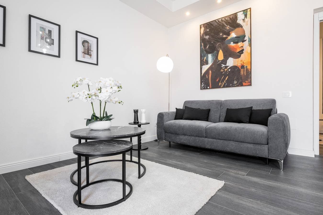 Foto 2 von 25: Apartment 'Black E White' mit WLAN und Klimaanlage