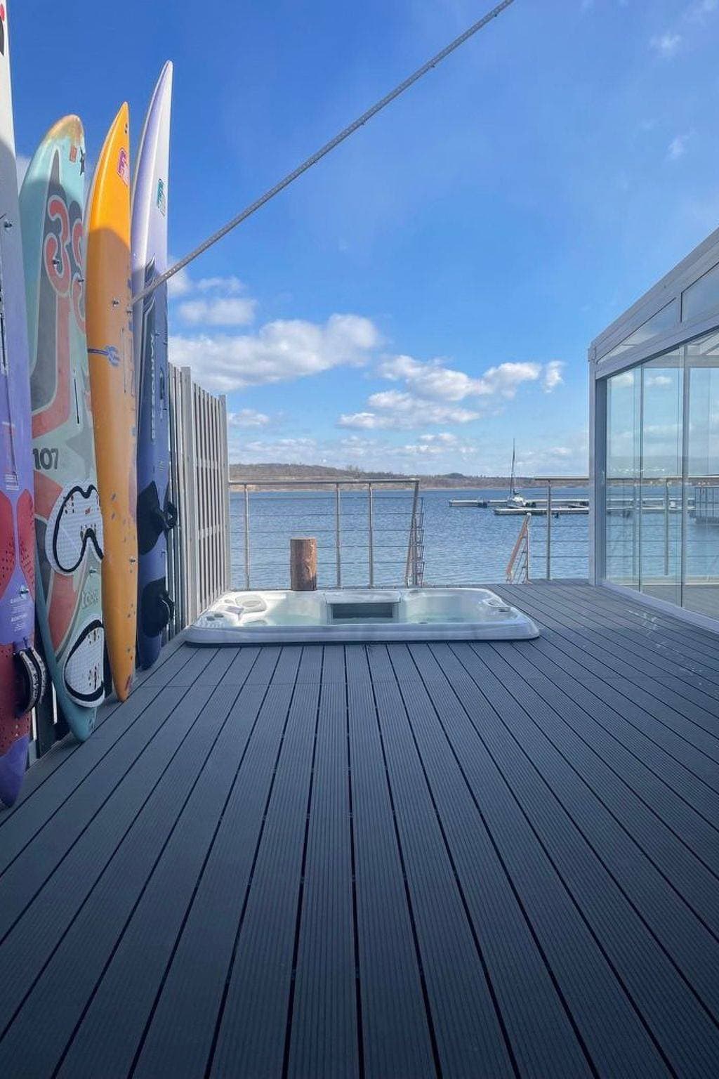 Foto 7 von 31: Seehaus Pippa mit Sauna und Whirlpool direkt am See