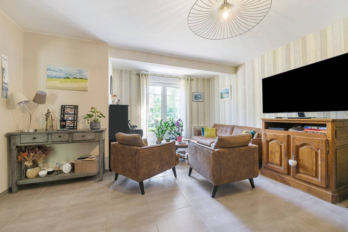 Foto 3 von 22: Gästezimmer „Le Lys De Mer – Zimmer“ mit Meerblick, Gemeinschaftsterrasse und WLAN