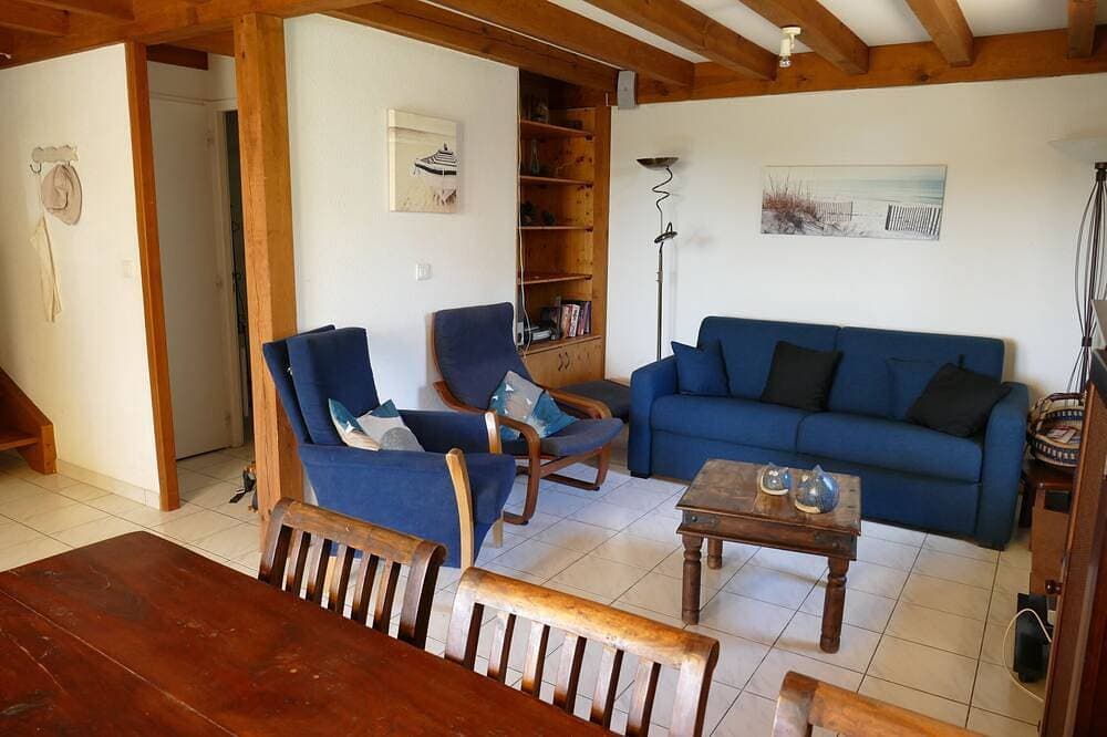 Foto 7 von 19: Einfamilienhaus mit Pool, Kinderclub in der Wohnanlage