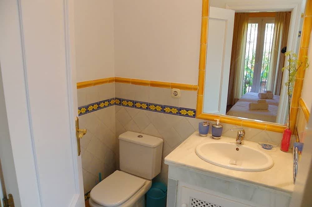 Foto 7 von 30: Luxus-Erdgeschoss-Wohnung mit Meerblick, privater Garten, Pool- und Meerzugang