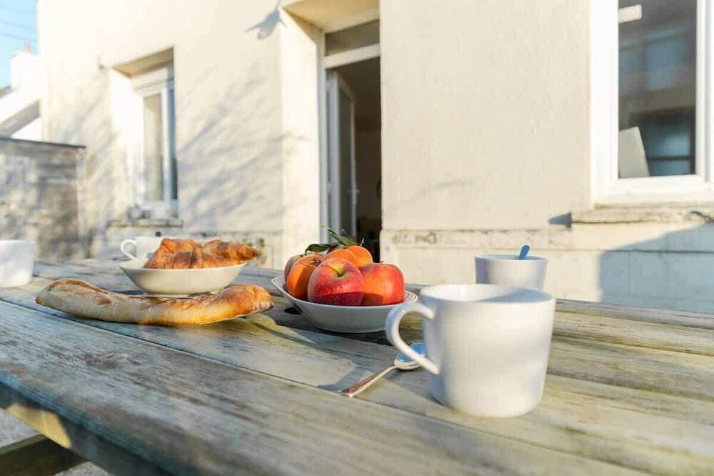 Foto 13 von 30: Ty Raok – Schönes Haus in Lilia, 200 m vom Meer entfernt