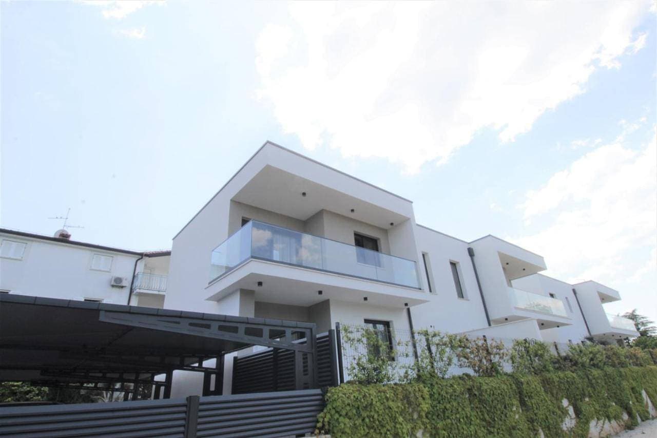 Foto 3 von 38: House Andrej, Entire semi-detached house with a terrace, parking, 400 m from beach