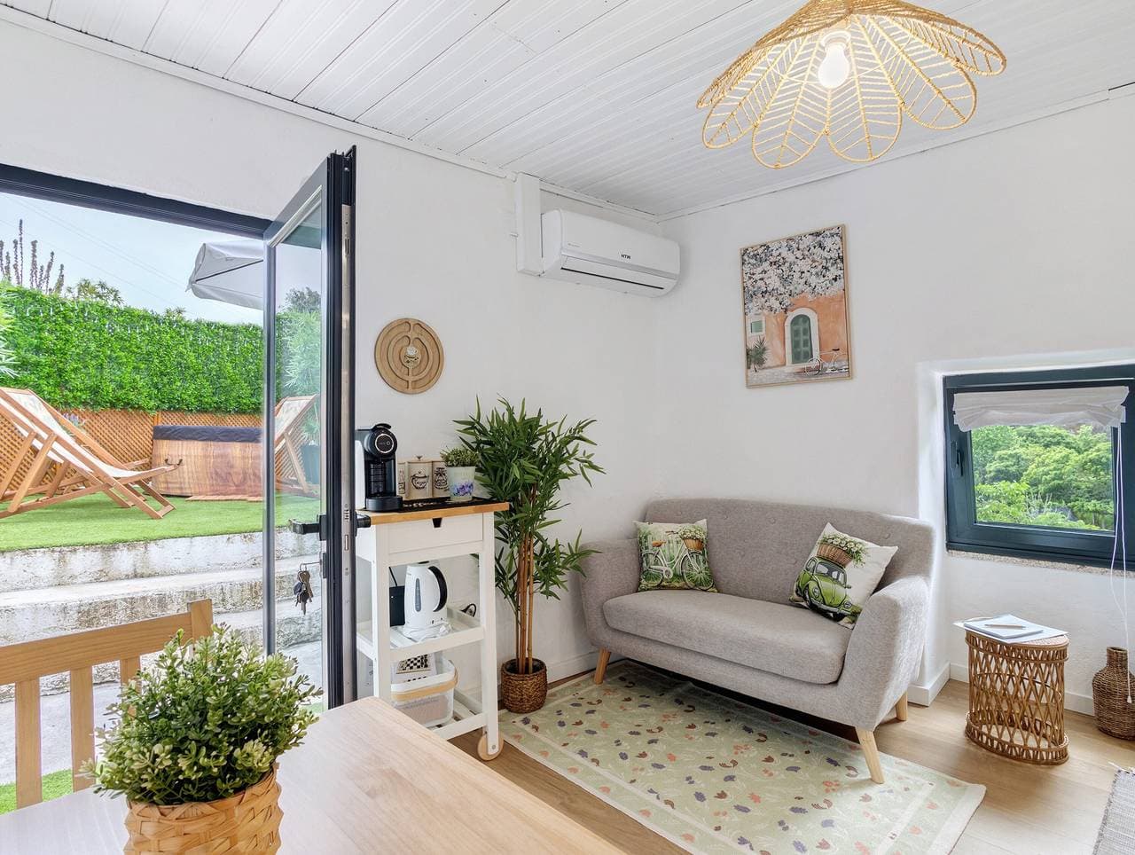 Foto 2 von 22: Ferienhaus 'Casinha do Riacho Loureda' mit Bergblick, WLAN und Klimaanlage