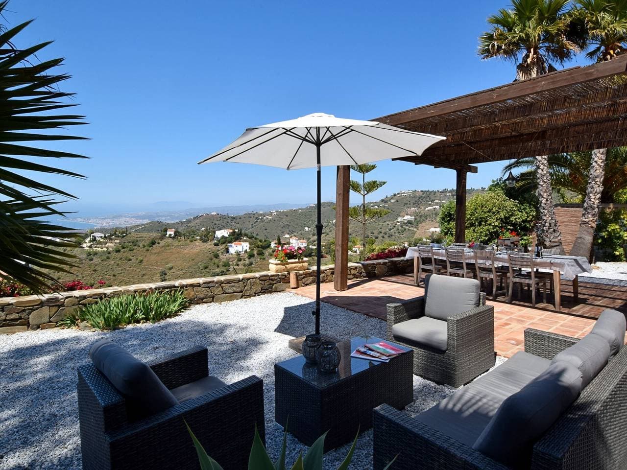 Foto 8 von 40: Villa in Sayalonga mit Privatpool