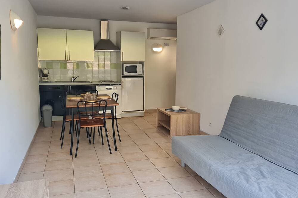 Foto 10 von 19: Klimatisierte Ferienwohnung in einer ***-Residenz mit Swimmingpool, nur wen