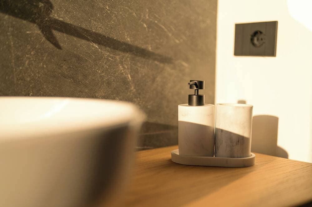 Foto 9 von 29: Dn Art Royale: Villa w/ Private Spa, Hot Tub & Stunning Lake Como View Terrace