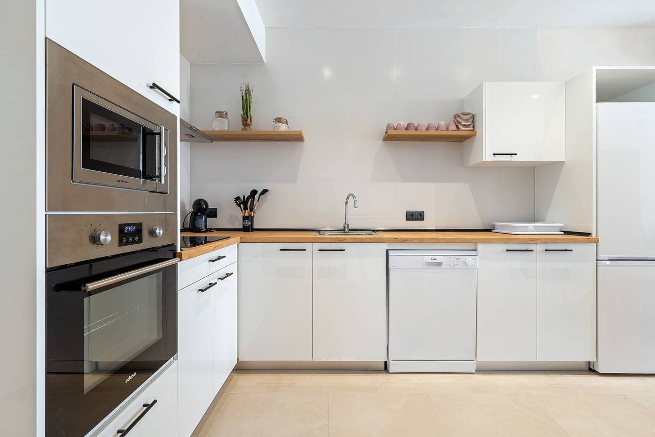 Foto 7 von 31: Ferienhaus 'Trabucador' mit Bergblick, Wi-Fi und Klimaanlage