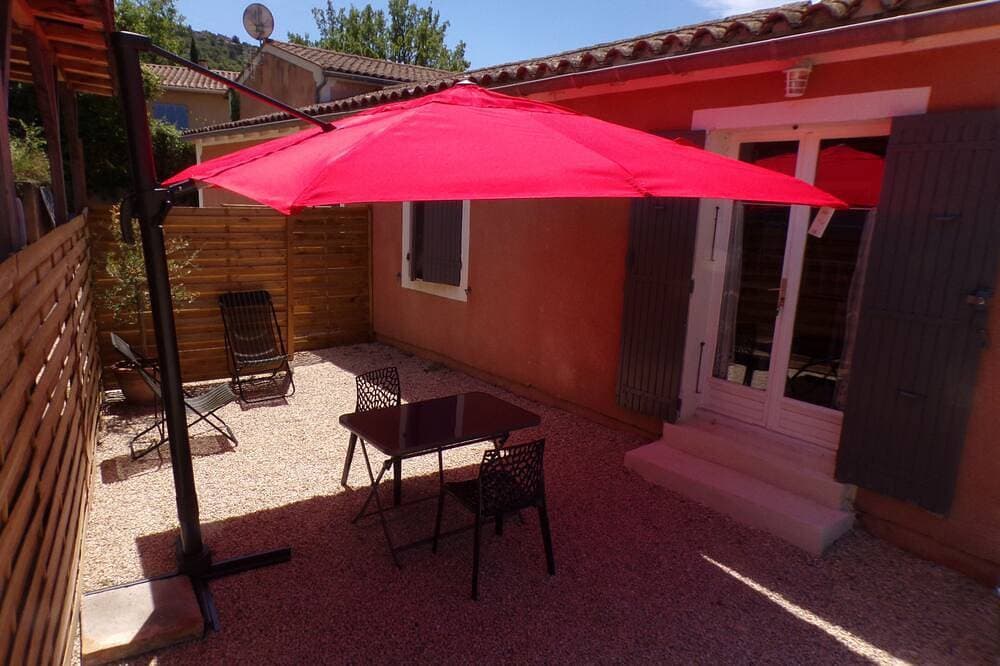 Foto 12 von 14: \"Le Brin De Lavande \" Small two-piece in Provencal drome