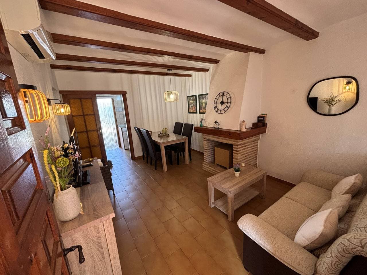 Foto 4 von 31: El Poblet 56 Bungalow Adosado