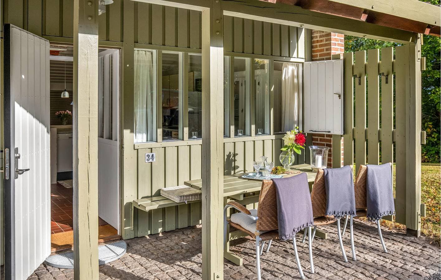 Foto 12 von 33: Ferienwohnung für 4 Personen mit Terrasse
