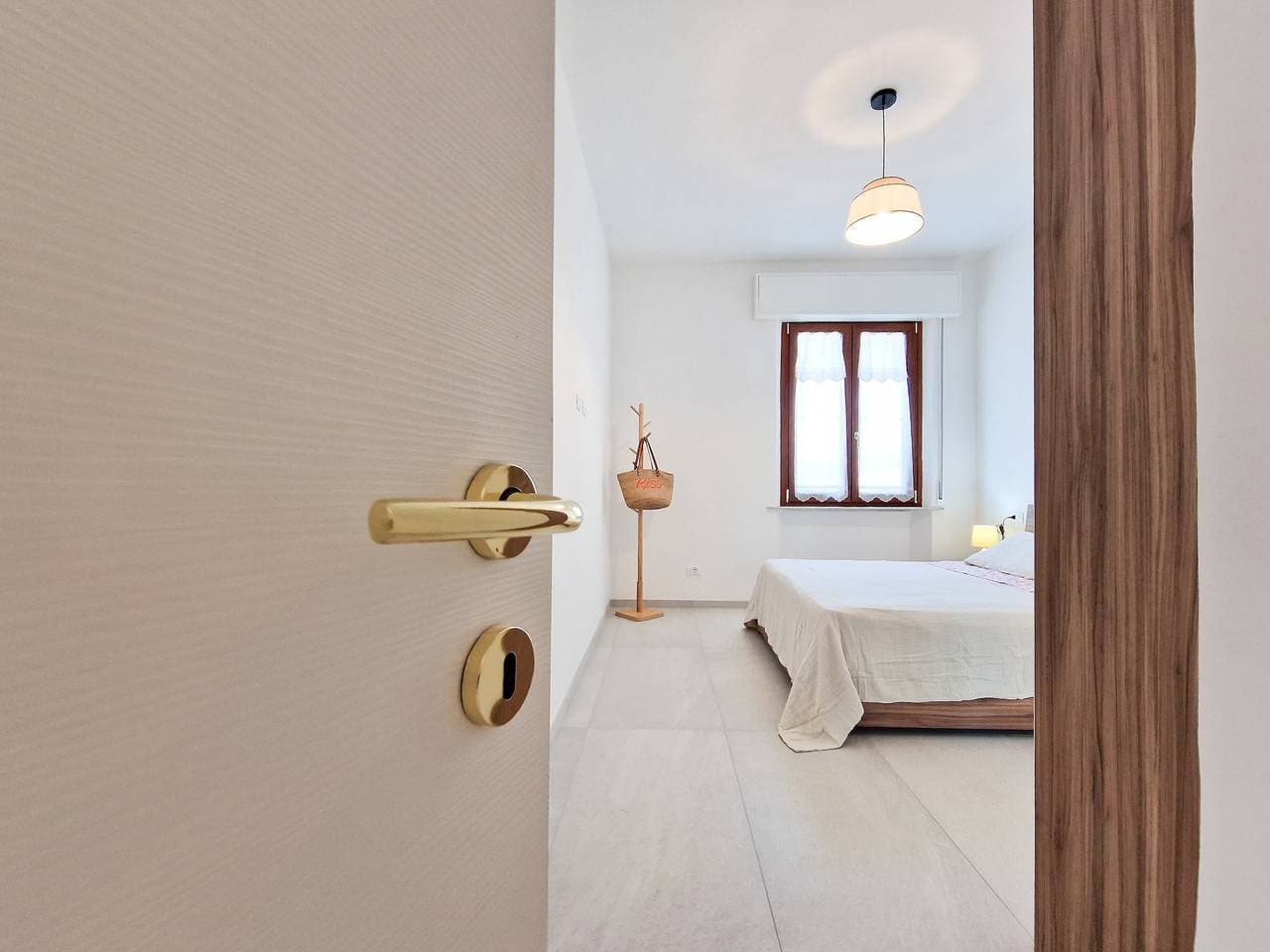 Foto 3 von 42: Apartment 'Porta A Mare Home' mit Klimaanlage im historischen Zentrum von Portoferraio