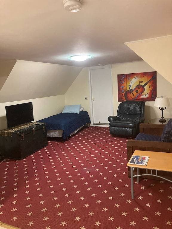 Foto 6 von 12: Spacious 1 Bedroom Apt w/King Bed Full Kitchen & Bathroom