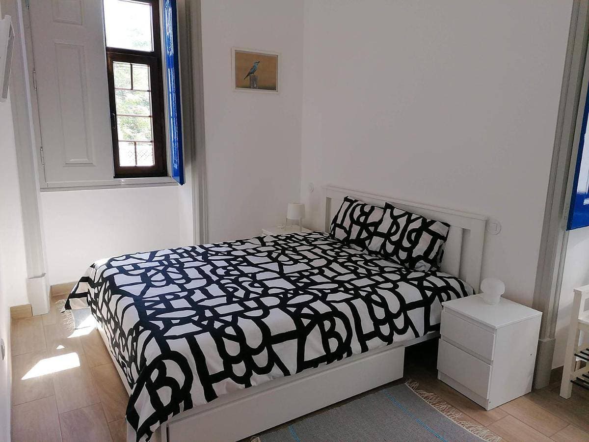 Foto 5 von 8: Double Room with Private Bathroom