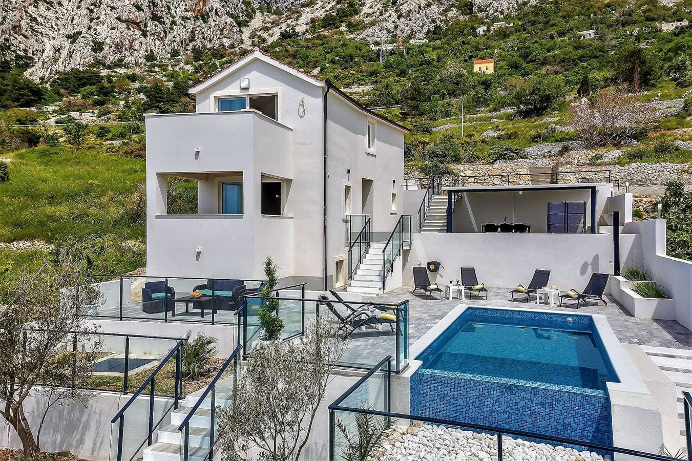 Foto 7 von 45: Villa Legero mit Pool
