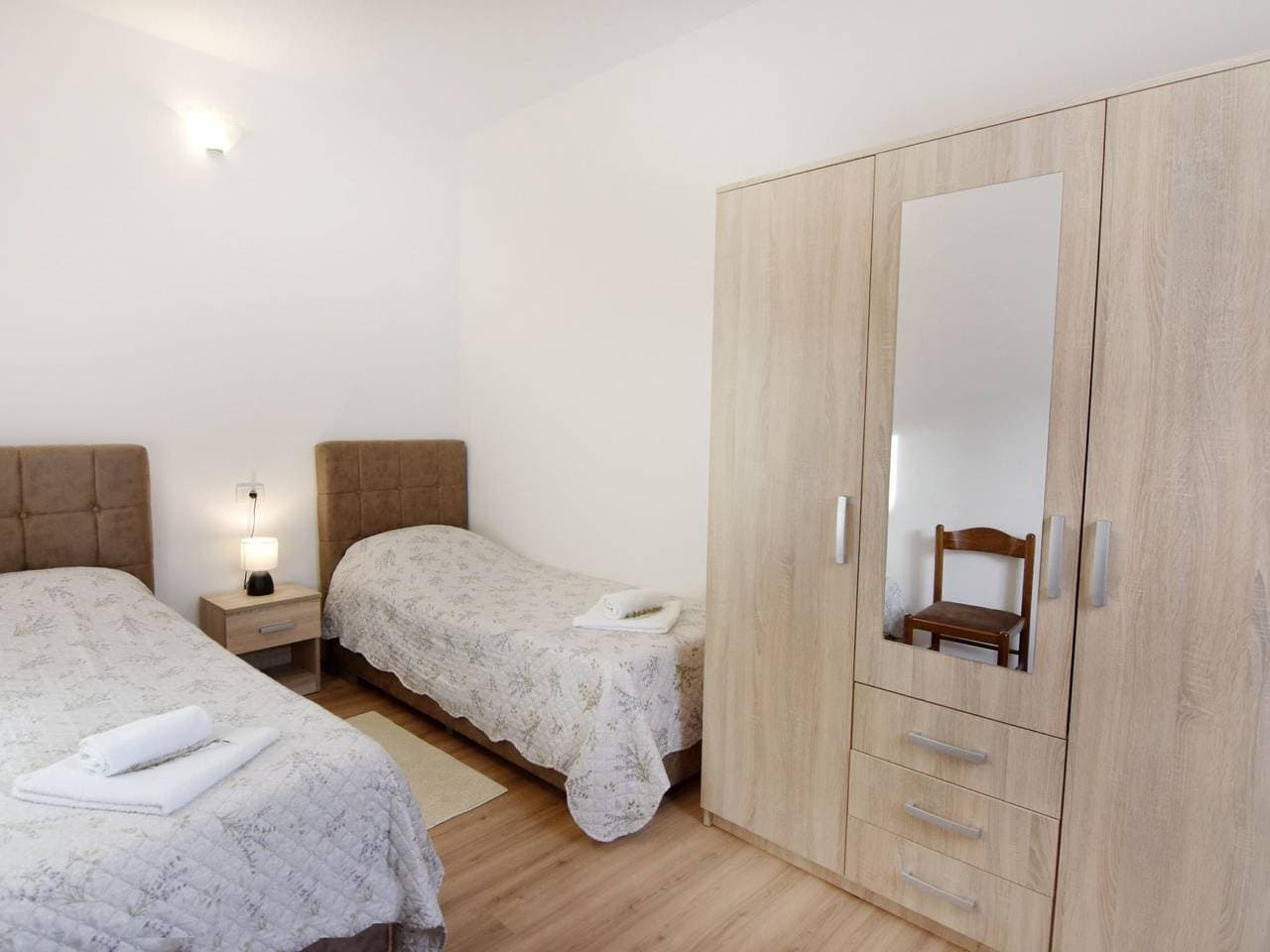 Foto 10 von 38: Zweizimmerwohnung mit großer Terrasse in Grupija