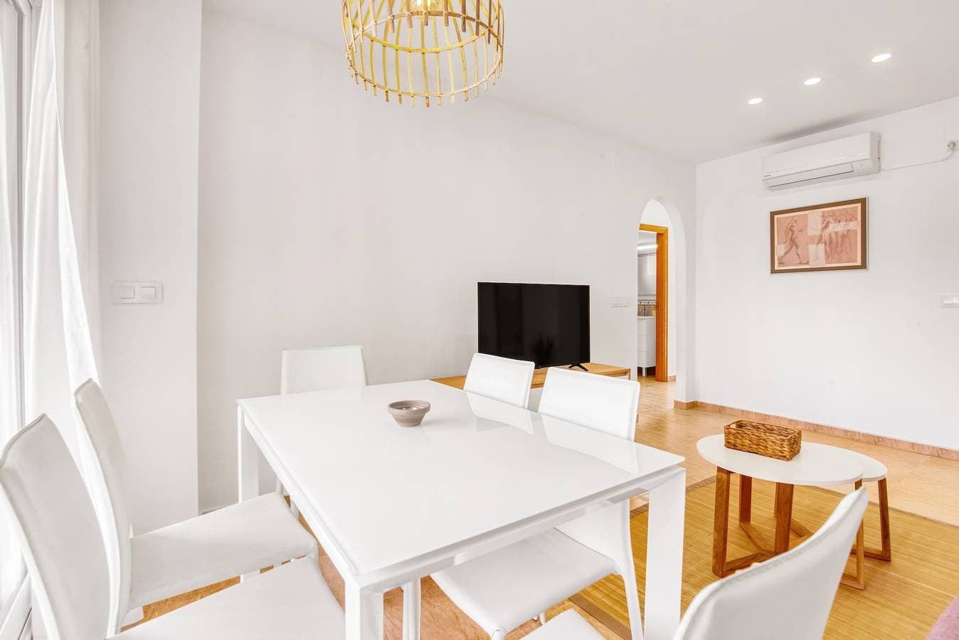 Foto 5 von 22: Ferienwohnung "Castillo-playa" mit Gemeinschaftspool, Privater Terrasse und WLAN