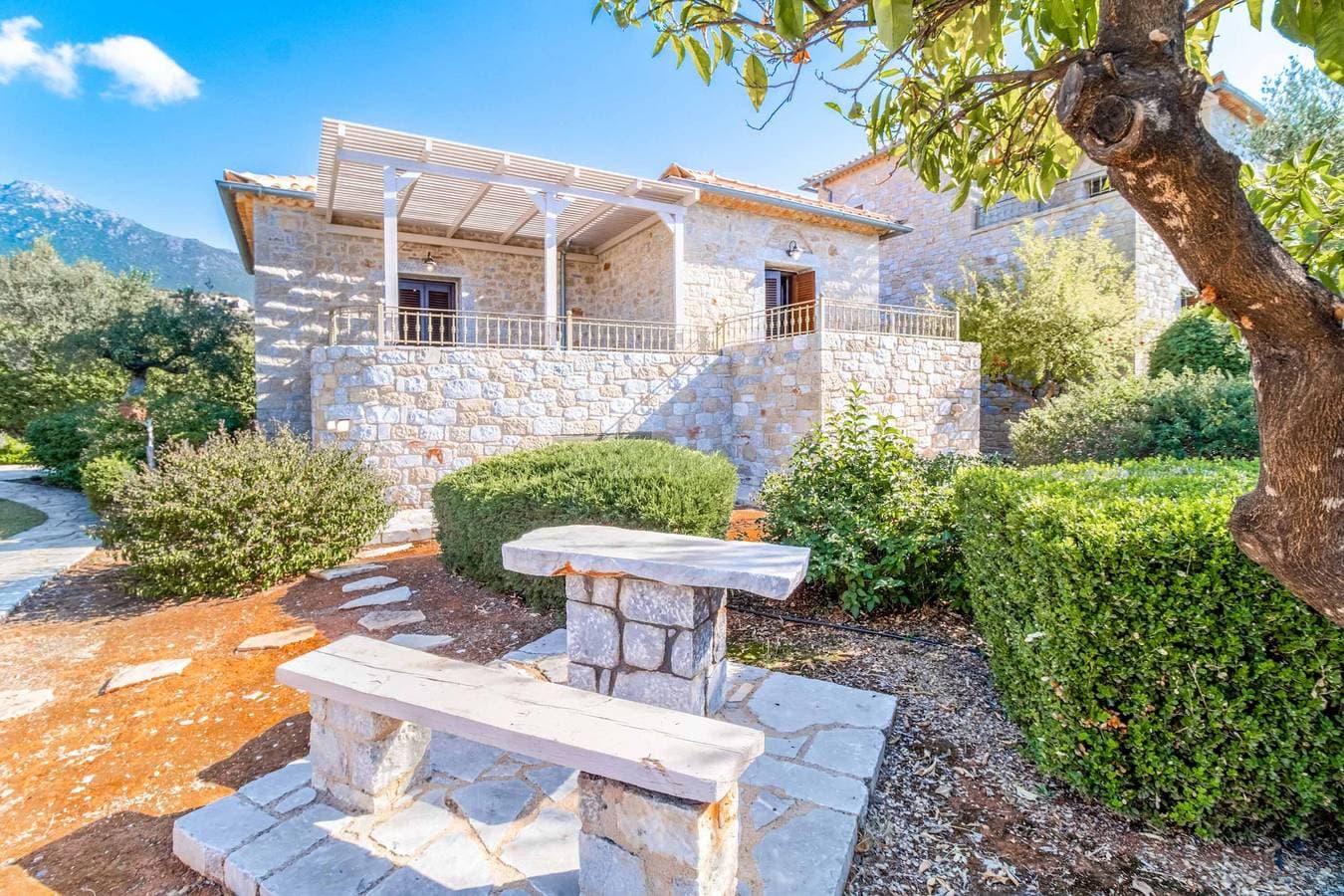 Foto 6 von 42: Villa für 6 Personen mit Terrasse