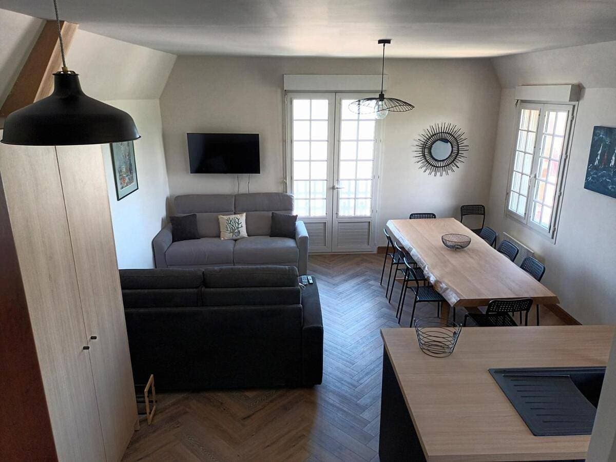 Foto 6 von 18: Three-Bedroom Apartment with Sea View