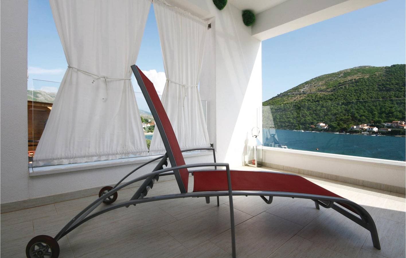 Foto 13 von 35: Gemütliche Ferienwohnung mit Meerblick, Terrasse, WLAN und Zugang zum Strand
