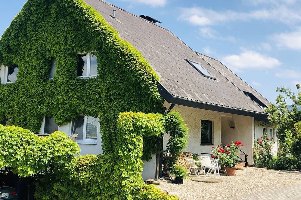Foto 3 von 11: Charmante Wohnung mit Grillstelle direkt am Weinberg