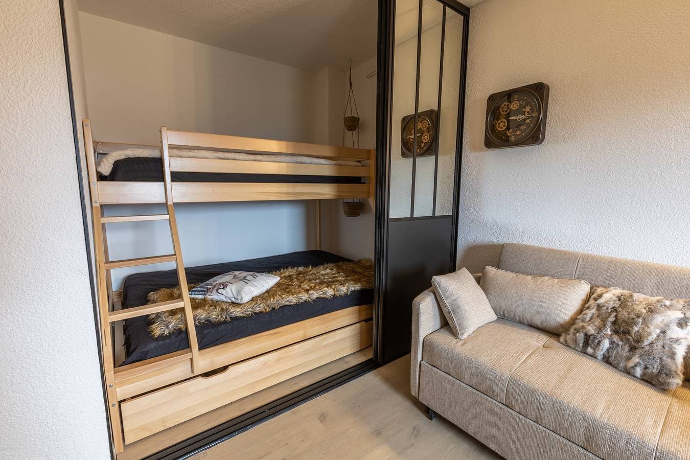 Foto 6 von 11: Ferienwohnung für 5 Personen mit Terrasse